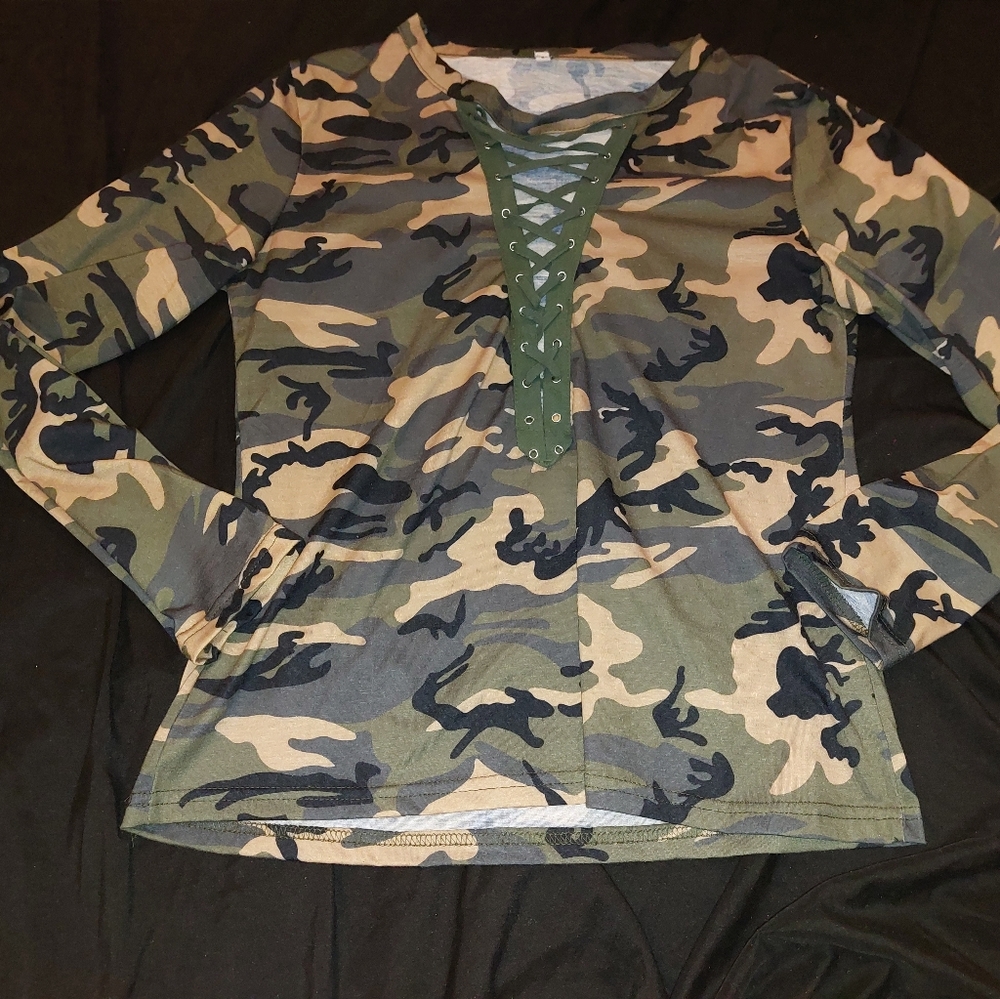 Womens tops